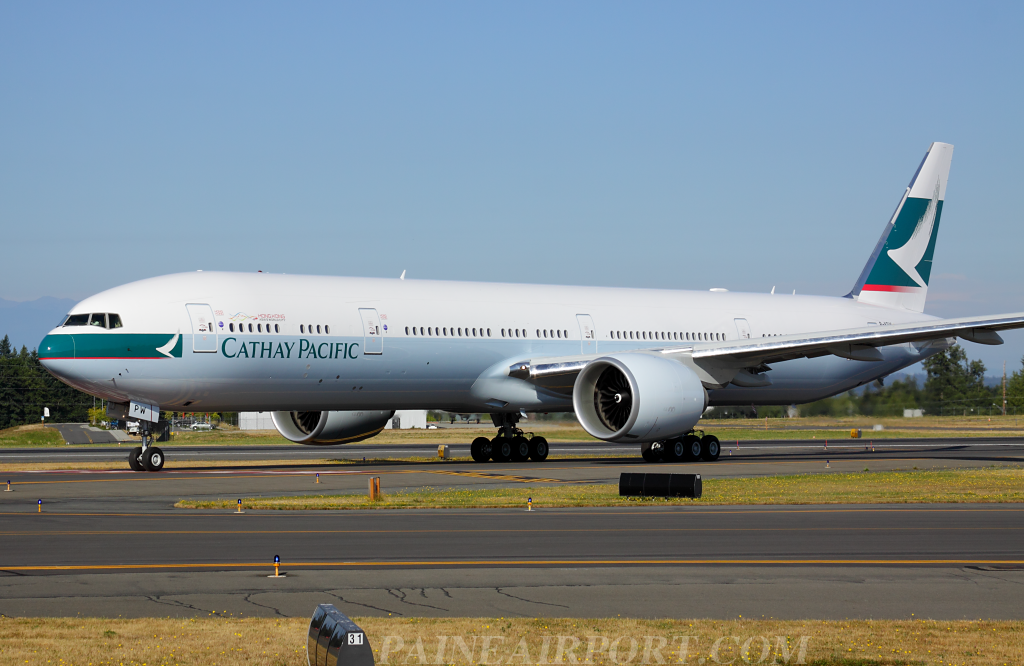 Отзыв боинг. Cathay Pacific b777-300er. Боинг 777-367. Боинг 773 -300. B777 ek176.