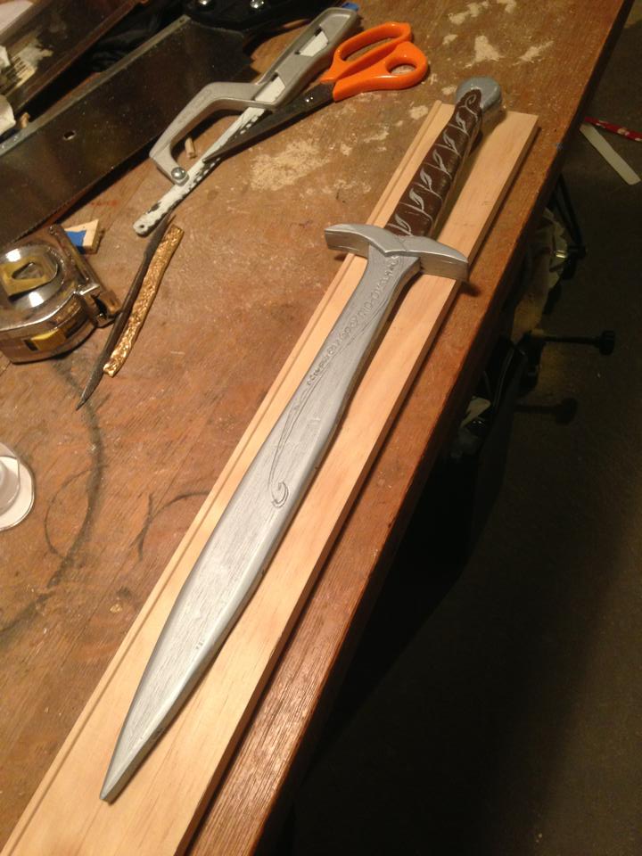 Как самому сделать меч: Как сделать настоящий железный меч в домашних .