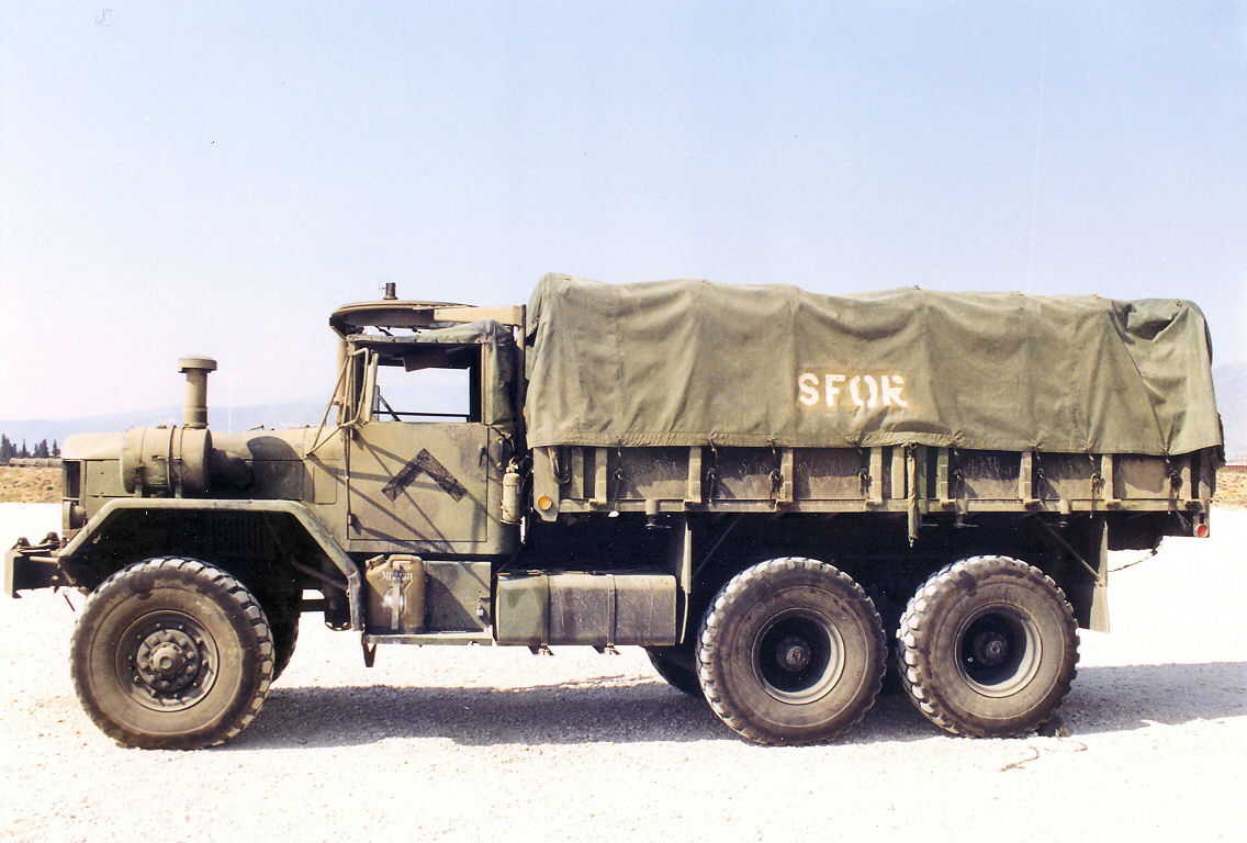 М 35 31. Oshkosh m939. Американский грузовик м35а2 USA Army. Американский грузовик m35. Американский военный грузовик м952а2.