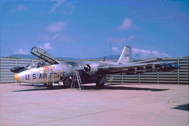 Martin Canberra B 57: Martin B-57 Night Intruder