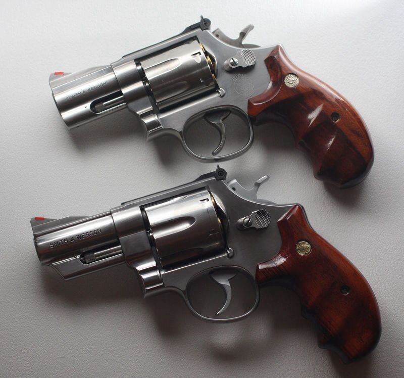 S w. Револьвер Магнум 357. S&W Magnum 44 револьвер. Смит и Вессон 357 Магнум. S W 357 Magnum Revolver.