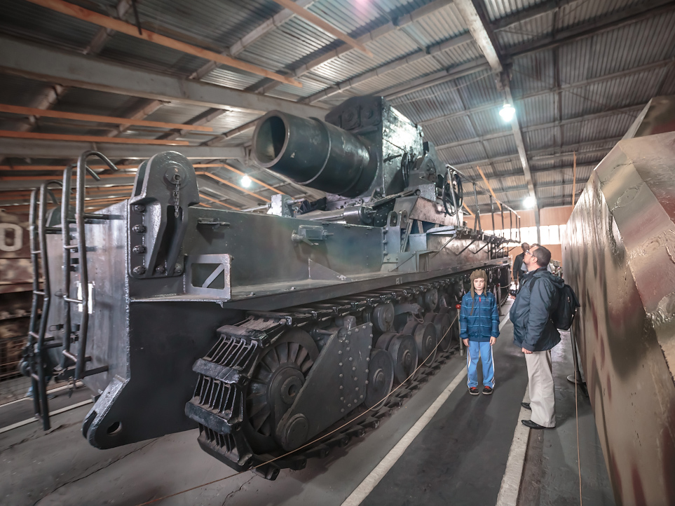 Купить большие танки. Самый большой танк. Самый большой немецкий танк. Самый тяжелый немецкий танк. Самый большой танк Германии.