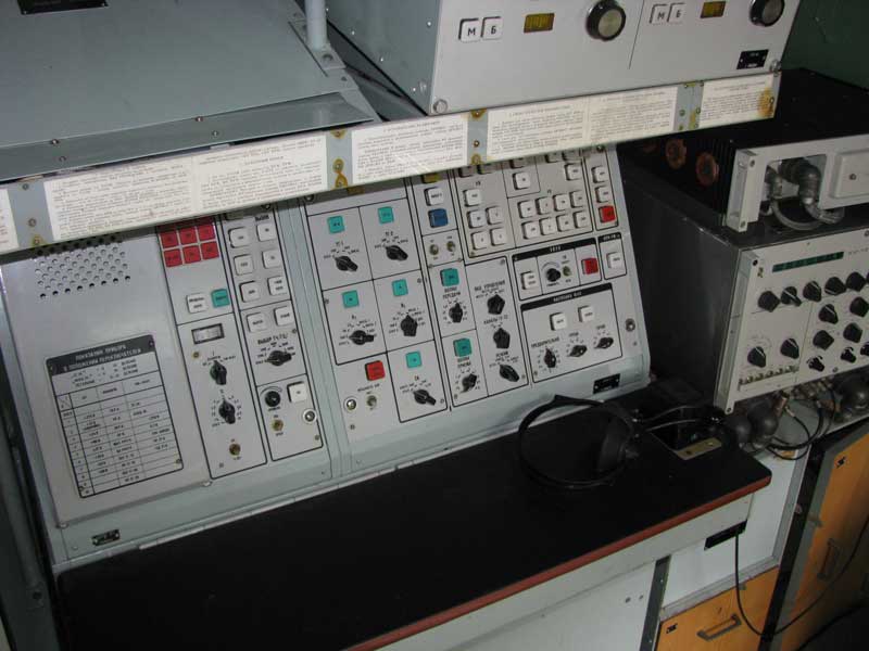 Т 208. Пульт управления радиостанции р-161а2. Радиостанция р-161 а2м стационарная. Р160п приёмник. ЗИЛ 131 радиостанция р-161.