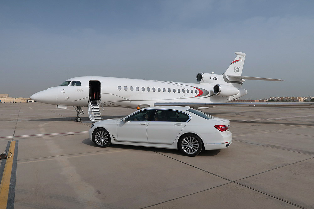 Falcon 8x. Falcon 8х. Falcon 8x Price. Falcon 8x самолет. Falcon 7x vs 8x.