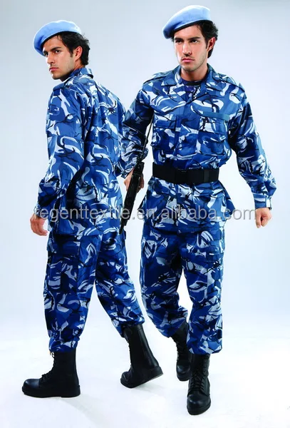 Синяя форма у военных. Синяя Военная форма. Голубая форма военных. Военные в синей форме. Сине белая форма Военная.