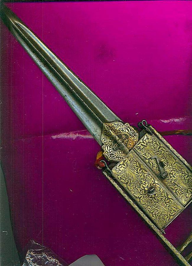 Холодное оружие из Катара (109 фото + текст)