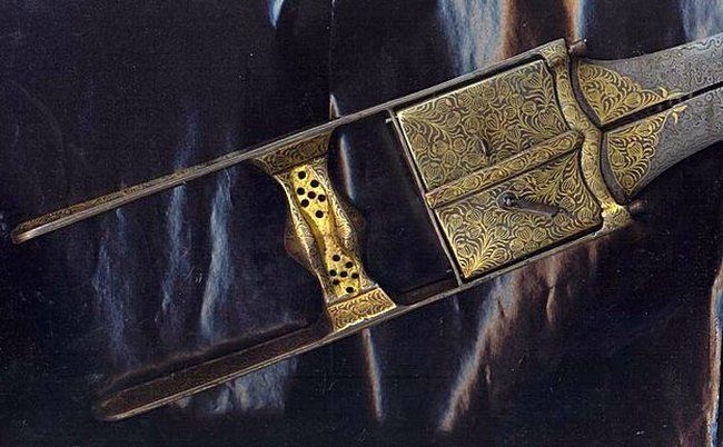 Холодное оружие из Катара (109 фото + текст)