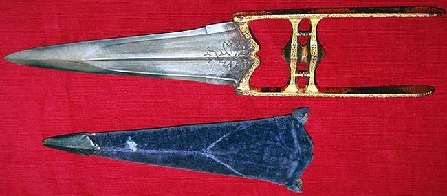 Холодное оружие из Катара (109 фото + текст)