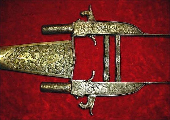 Холодное оружие из Катара (109 фото + текст)