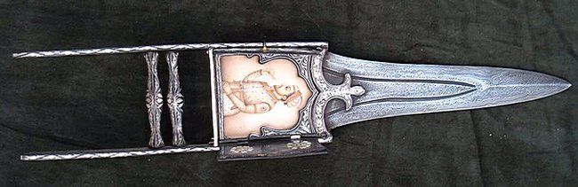 Холодное оружие из Катара (109 фото + текст)