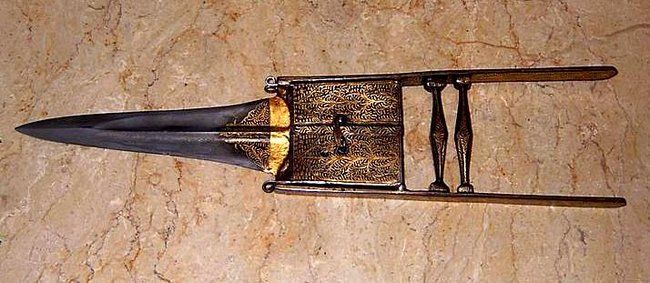 Холодное оружие из Катара (109 фото + текст)