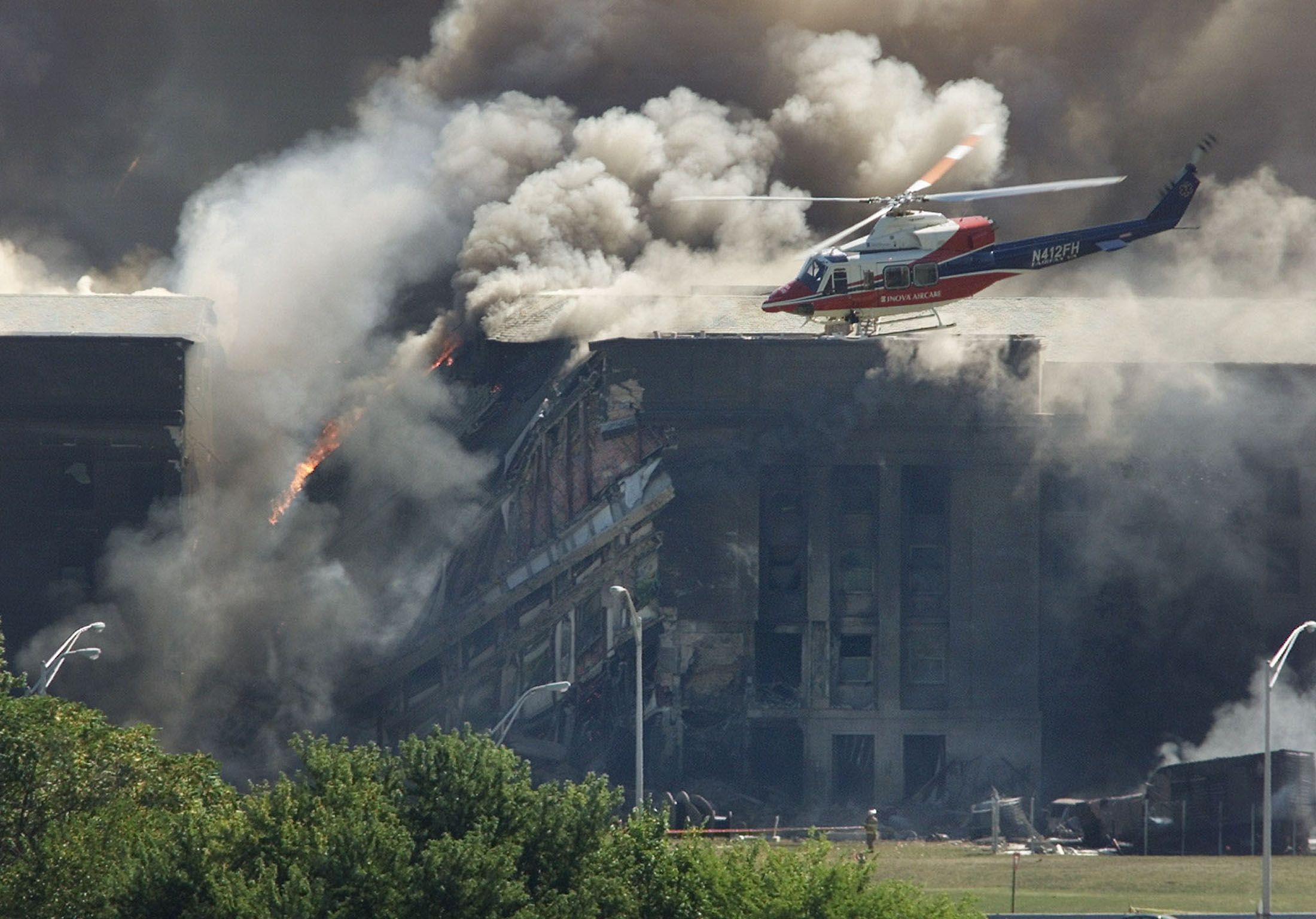 Нападение на самолет. Рейс 77 American Airlines 11 сентября 2001 года. 11 Сентября 2001 года Пентагон. Атака на Пентагон 11 сентября. Самолет в Пентагон 11 сентября.