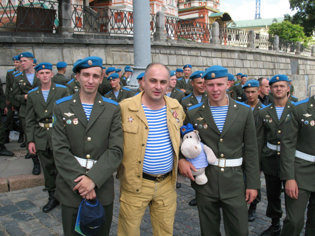 Фото парадной формы вдв. Мабута СПН гру.