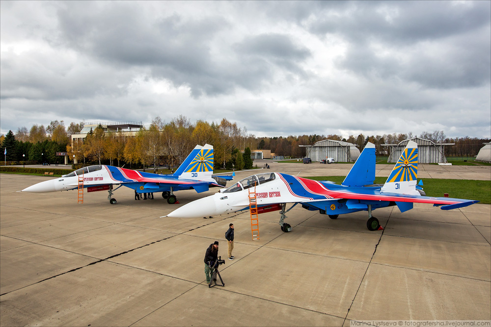 Четыре Су-30СМ получили сегодня Русские витязи