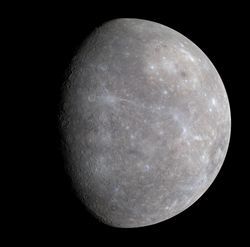 Меркурий - самая маленькая из восьми самых больших планет Солнечной системы