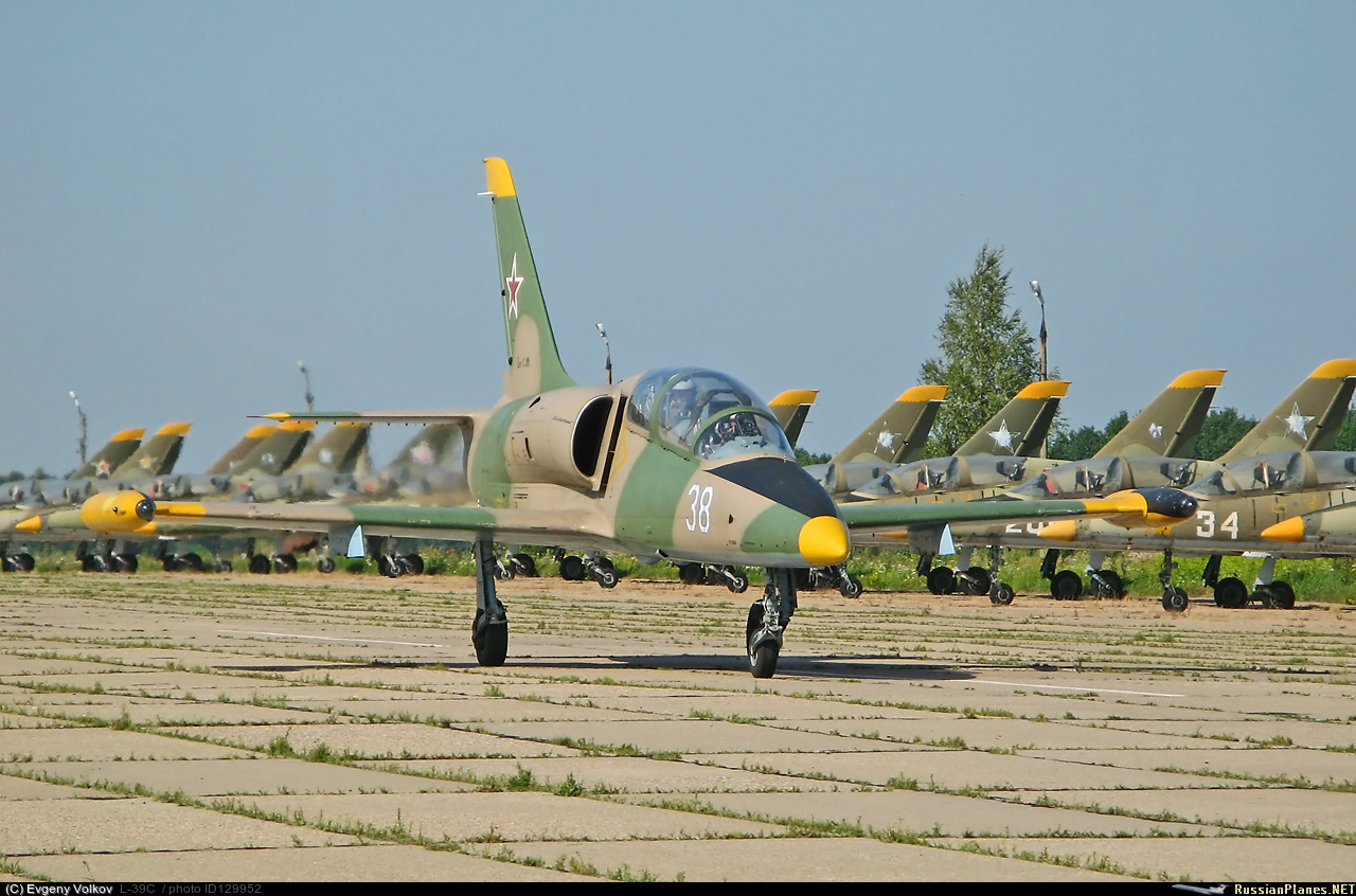 Аэродром кущевская. Aero l-39c Albatros. Л-39 Альбатрос Мичуринск. L-39 Albatros ВВС России. Л-39 Альбатрос ВВС Грузии.