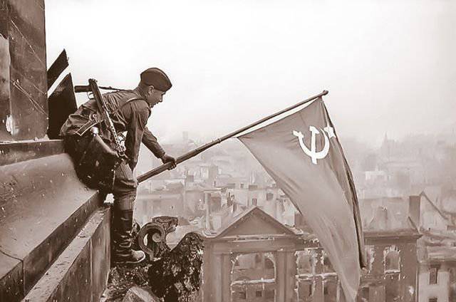 Стрелковое оружие СССР: пистолеты-пулеметы Великой Отечественной