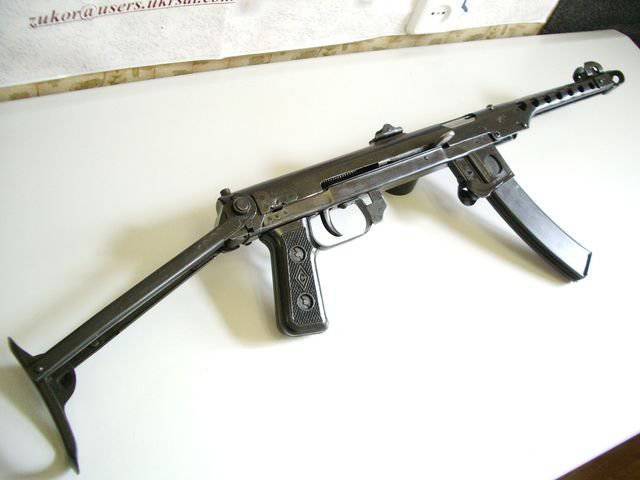 Стрелковое оружие СССР: пистолеты-пулеметы Великой Отечественной