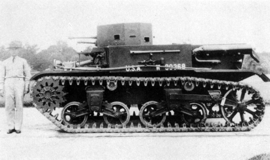 ​Light Tank M2A2E3 на испытаниях. Удлинение его кормовой части привело к переделке ходовой части танка - Двуглавая лёгкость 