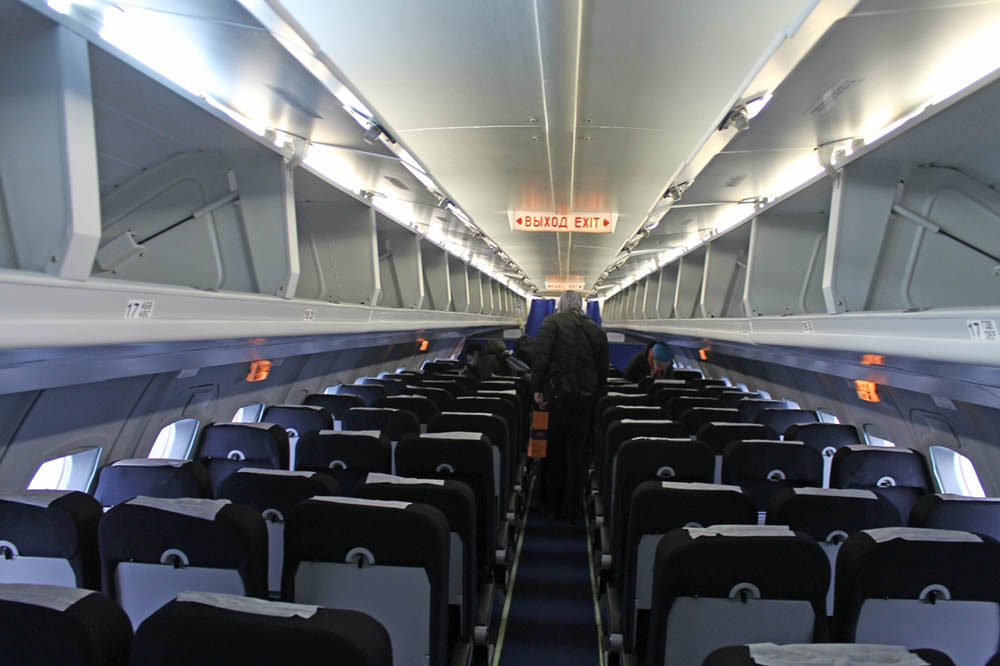 ЯК-42: нумерация мест в салоне, схема посадочных мест, лучшие места