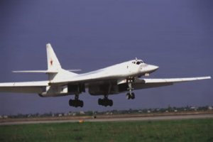 ВВС России получили после ремонта бомбардировщик Ту-160