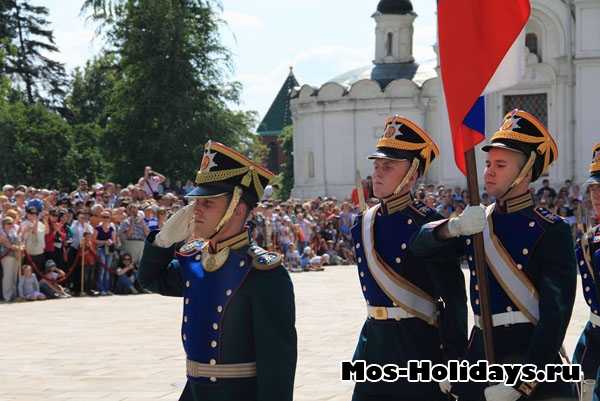 Кремлевские войска президентский полк