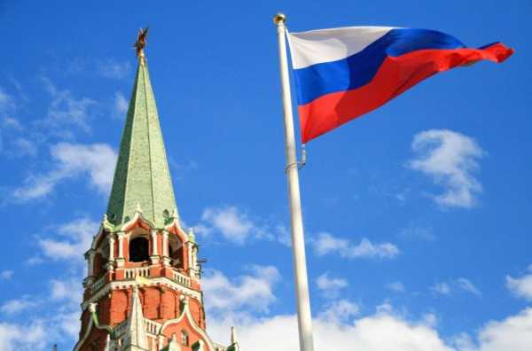 Флаг власова и триколор россии фото