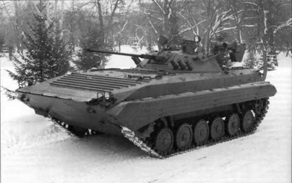 https://warshistory.ru/wp-content/uploads/vnutri-bmp-2-foto_6.jpg